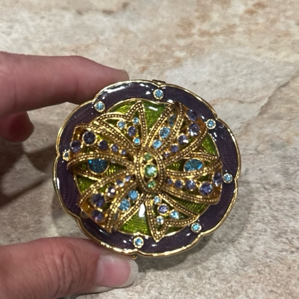 Joan Rivers Green Purple Bow Brooch Earrings Trinket Box